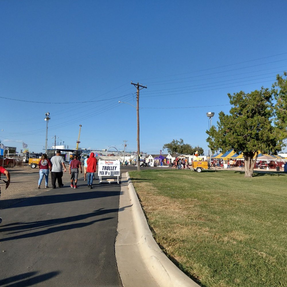 Tri-State Fair - Walking up to the fair. - Festivals Near Me - Amarillo, Texas