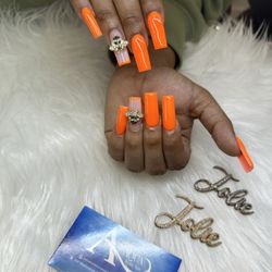 Aqua Nails Spa