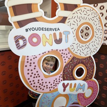 Mini Donut Factory - Donuts Near Me - Wheeling, Illinois