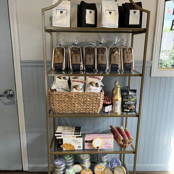 Republik Coffee Burbank - Inside - Cafes Near Me - Burbank, California Republik Coffee Burbank - Inside - Cafes Near Me - Burbank, California