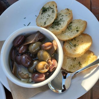 Local Tap House & Kitchen - New American Near Me - Oceanside, California