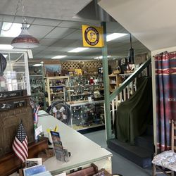 Something Olde Antique Mall - Checkout Area