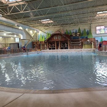 Great Wolf Lodge - Wave pool - Resorts Near Me - Williamsburg, Virginia Great Wolf Lodge - Wave pool - Resorts Near Me - Williamsburg, Virginia