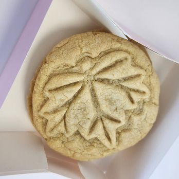 Crumbl - Namao Centre - Bakeries Near Me - Edmonton, Alberta Crumbl - Namao Centre - Bakeries Near Me - Edmonton, Alberta