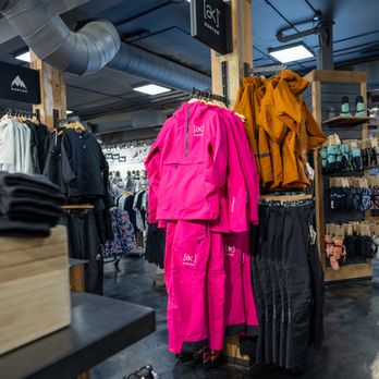 UNLTD Boardshop - Burton AK outerwear - Ski & Snowboard Shops Near Me - Banff, Alberta UNLTD Boardshop - Burton AK outerwear - Ski & Snowboard Shops Near Me - Banff, Alberta