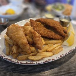 Alaskan Cod Fish & Chips