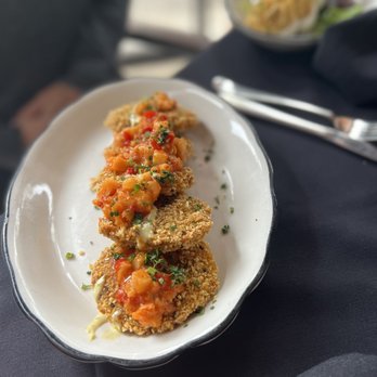 Moonshine Grill - Fried green tomatoes - Southern Near Me - Austin, Texas