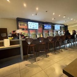 W XYZ Bar