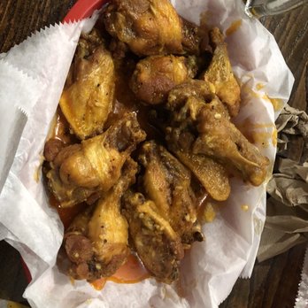 Papa Bees - Hot garlic - Chicken Wings Near Me - Longwood, Florida