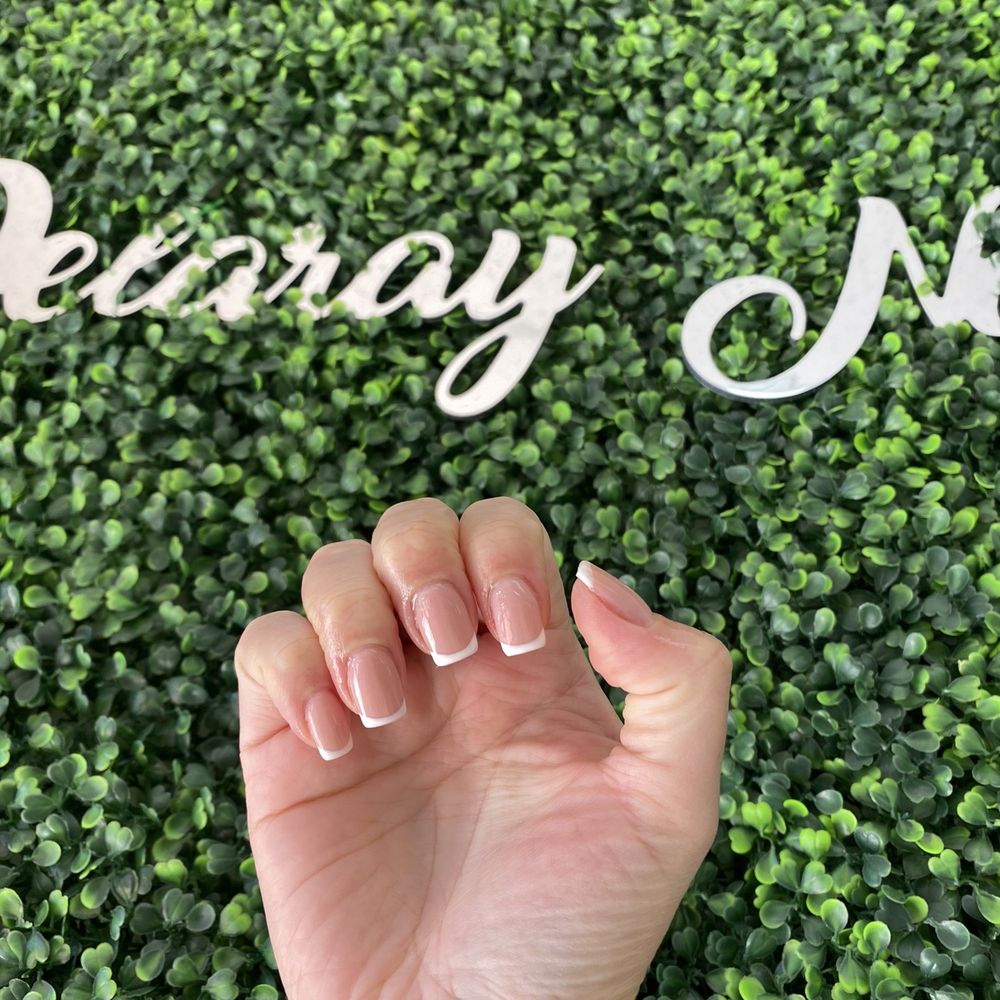 Delaray Nails - Nail Salons Near Me - Miami, Florida