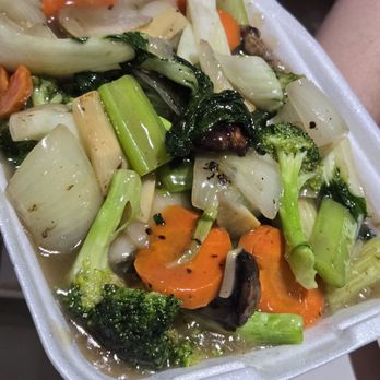 Canton Restaurant - Veggies - Chinese Near Me - Sacramento, California
