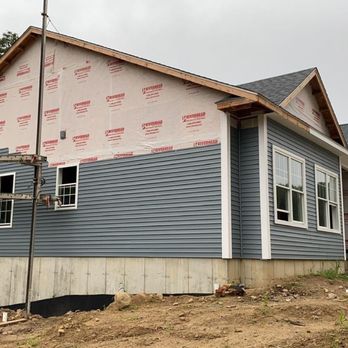 Carlos Remodeling Team - Siding Installed - Painters Near Me - Groton, Connecticut