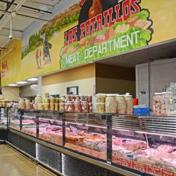 Los Paisanos World Market