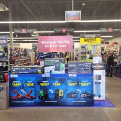 Harbor Freight Tools - Front of store