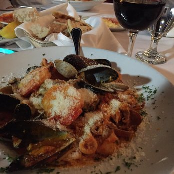 Luna Rossa - Italian Near Me - Tustin, California Luna Rossa - Italian Near Me - Tustin, California