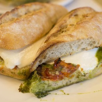 Barnes and Noble  - Tomato Caprese sandwich - Bookstores Near Me - Minnetonka, Minnesota