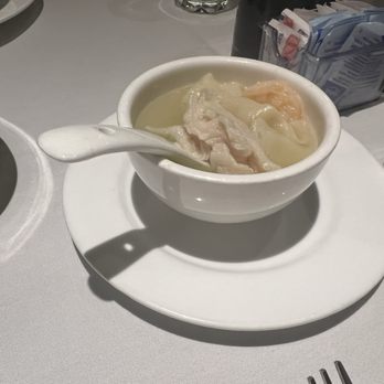 Yang Chow - Soothing wonton soup - Chinese Near Me - Los Angeles, California