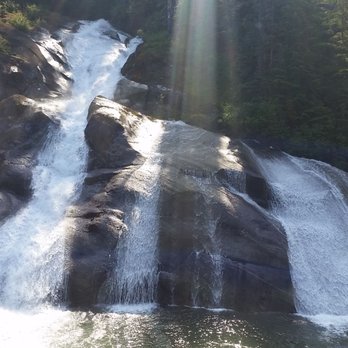 Allen Marine Tours - Waterfall in Tracy Arm Fjord - Tours Near Me