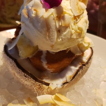 Bahama Breeze - Coconut Pineapple Delight - Bars Near Me - Schaumburg, Illinois Bahama Breeze - Coconut Pineapple Delight - Bars Near Me - Schaumburg, Illinois