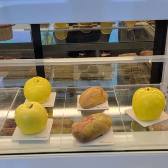 Altadena Bakery - Bakery Photos - Desserts Near Me - Burbank, California Altadena Bakery - Bakery Photos - Desserts Near Me - Burbank, California