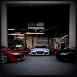 369 Electronic Repairs - EURO BODY in Tarzana, California  Collision and restoration shop