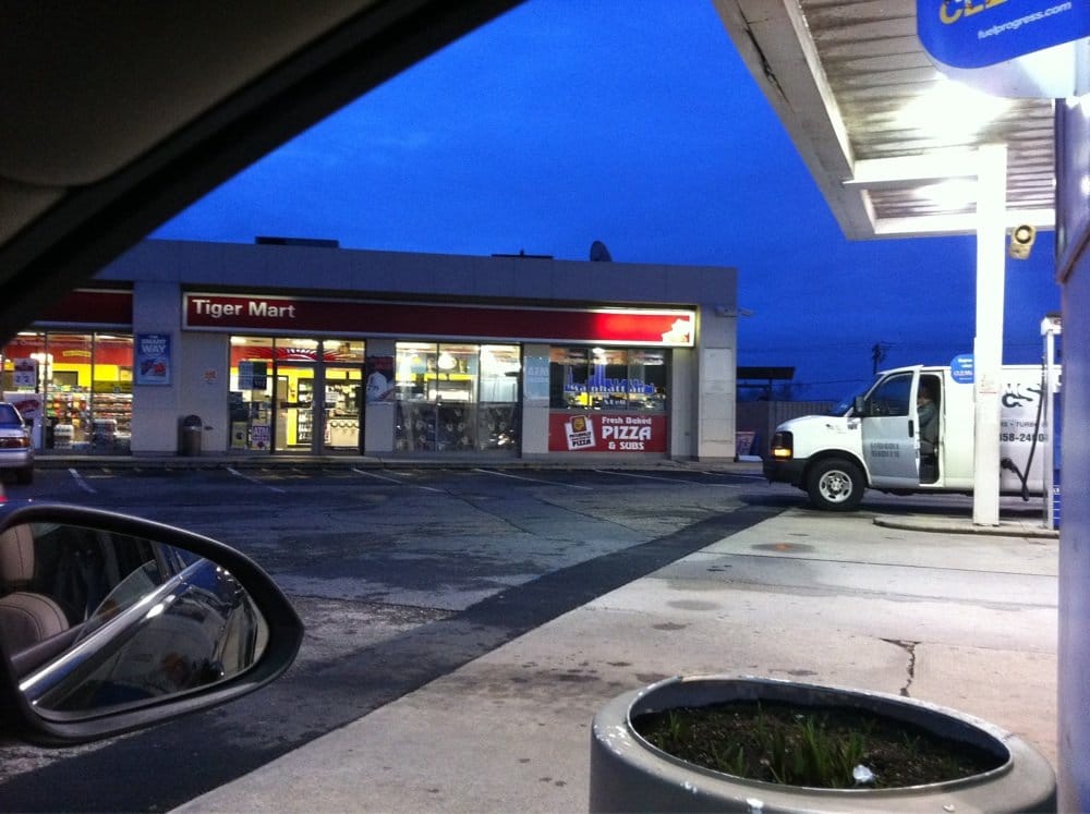 PARKWAY EXXON Updated April 2024 750 Memorial Pkwy, Phillipsburg