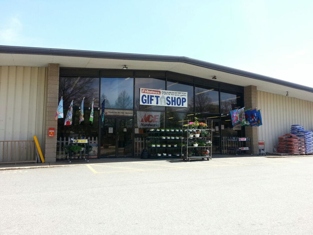 Kempsville's Ace Hardware, Virginia Beach Roadtrippers