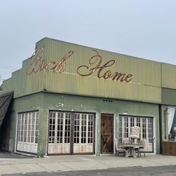 Back Home Furniture - Beautiful selection and even more wonderful owner