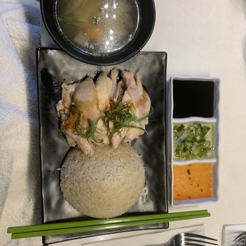 Green Zone - Hainan Chicken with soup - Organic Stores Near Me - Temple City, California