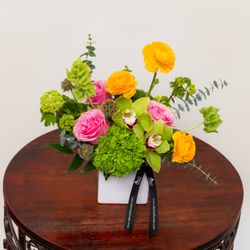 Diana's Flowers - Anastasia - Mother's Day flowers in Valley Village with same-day delivery!