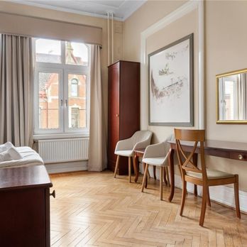Hotel Continental i Halmstad - Standard king Continental Halmstad - Hotels Near Me - Halmstad, M