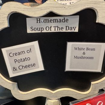 Violet Table - soup - Bakeries Near Me - Oconomowoc, Wisconsin