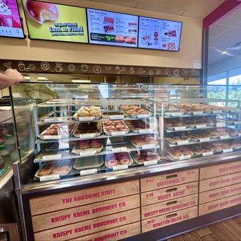 Krispy Kreme - Donuts Near Me - Kissimmee, Florida