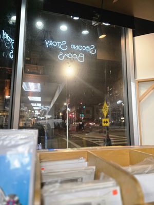 Second Story Books by null