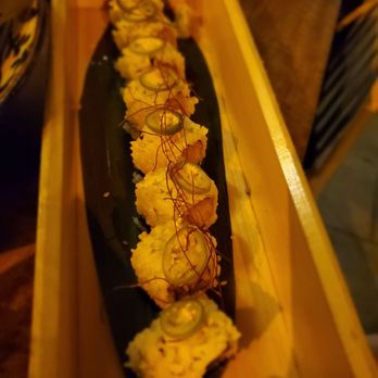 Azabu - Spicy tuna roll () - Sushi Bars Near Me - Miami Beach, Florida