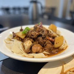 Kroran Uyghur Cuisine - Nyghur chicken (dapanji)