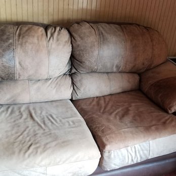 River Terrace - Disgusting old couch - Resorts Near Me - Gatlinburg, Tennessee River Terrace - Disgusting old couch - Resorts Near Me - Gatlinburg, Tennessee