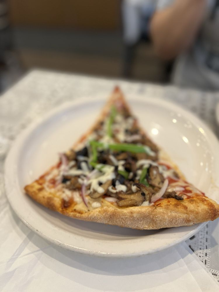 Avelluto's Pizzeria & Ristorante