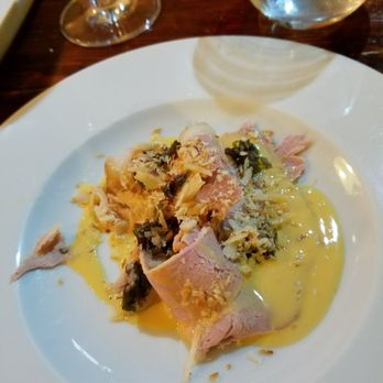 Boi-Cavalo Restaurante - Suckling Pig with Uni! Amazing!! - Portuguese Near Me - Lisbon, 11 Boi-Cavalo Restaurante - Suckling Pig with Uni! Amazing!! - Portuguese Near Me - Lisbon, 11