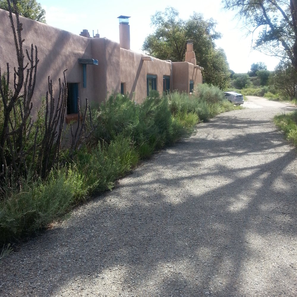 Rancho Gallina - Bed & Breakfast Near Me - Santa Fe, New Mexico Rancho Gallina - Bed & Breakfast Near Me - Santa Fe, New Mexico