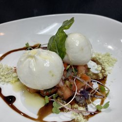 Giuseppe's - Buratta