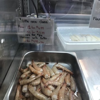 Captain's Choice - a tray of shrimp - Seafood Near Me - Philadelphia, Pennsylvania