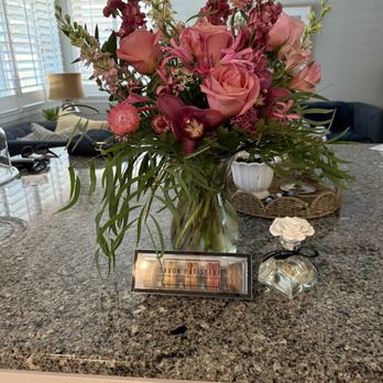 Mille Fleurs Flowers - "Spun Sugar" arrangement, rose diffuser, and macarons - Florists Near Me - Addison, Texas