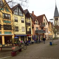 Eiscafé Bistro Ciao - Inmitten der Altstadt Hattersheims gelegen - das Eicafé Ciao