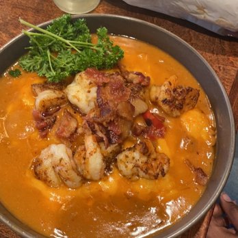 Southern Kitchen - Shrimp and grits with bacon - Southern Near Me - Richmond, Virginia Southern Kitchen - Shrimp and grits with bacon - Southern Near Me - Richmond, Virginia