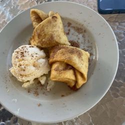 Piscis Café & Bar - Fried Cheesecake