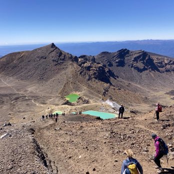 Tongariro Alpine Crossing - Emerald Lakes - Climbing Near Me