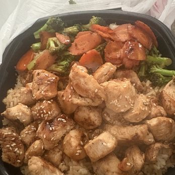 Spicy Chopsticks - Chicken hibachi - Asian Fusion Near Me - Cuyahoga Falls, Ohio Spicy Chopsticks - Chicken hibachi - Asian Fusion Near Me - Cuyahoga Falls, Ohio