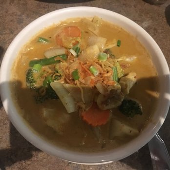 Cafe de Bangkok - Yellow curry with extra veggies, delicious!! - Thai Near Me - Gilbert, Arizona