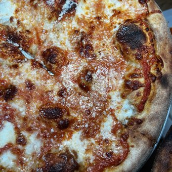 Collins Pizza - Pizza Near Me - Miami Beach, Florida